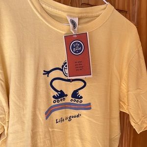 New Life is good short sleeve youth T-shirt.